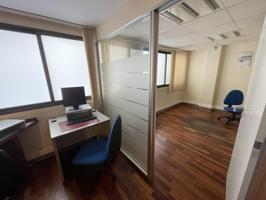 Oficina en alquiler en Vigo de 204 m2 photo 0
