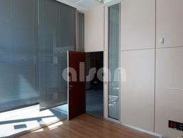 Local en venta en Poio de 176 m2 photo 0