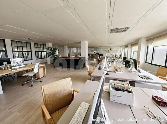 Oficina en venta en Vigo de 304 m2 photo 0
