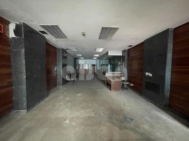 Local en alquiler en Vigo de 230 m2 photo 0