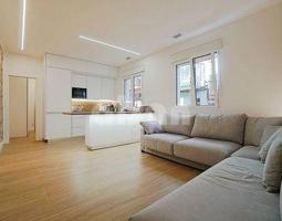 Piso en venta en Vigo de 88 m2 photo 0