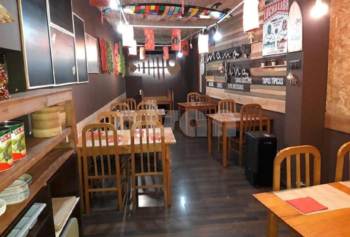 Edificio en Ponteareas: Bajo comercial y 3 pisos photo 0