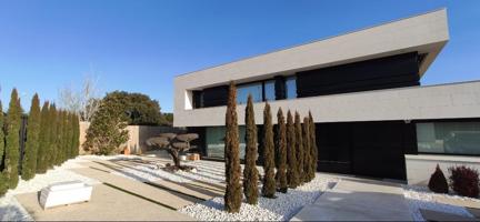 Casa - Chalet en venta en Vigo de 159 m2 photo 0