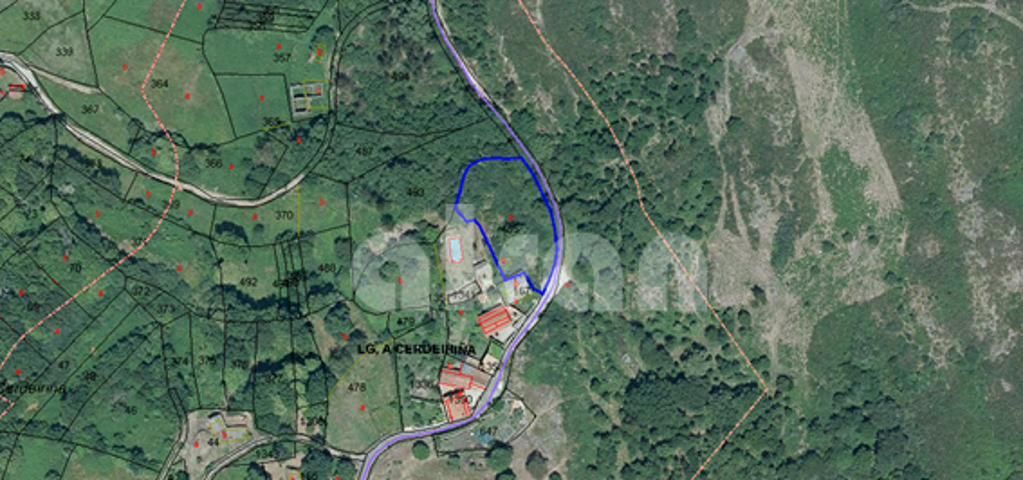 Casa - Chalet en venta en Cotobade de 345 m2 photo 0