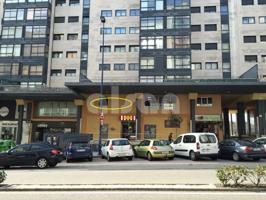 Local en venta en Vigo de 65 m2 photo 0