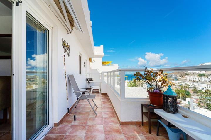 Apartamento de dos dormitorios y vistas hacia la playa de Puerto Rico photo 0
