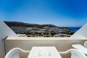 Estudio en venta en el complejo Puerta Plata – Planta alta con terraza soleada photo 0
