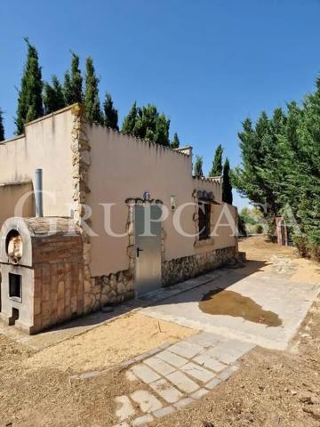 BONITA CASA DE CAMPO CON UNA HECTAREA DE TERRENO EN ALBATARREC photo 0