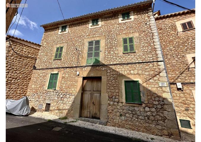 Casa De Pueblo Para Reformar En Zona Tranquila De Sóller photo 0