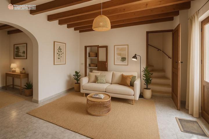 Casa Con Encanto a Reformar en Sineu – 256 m² con patio y jardín. photo 0