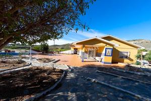 VILLA EN LUBRIN photo 0