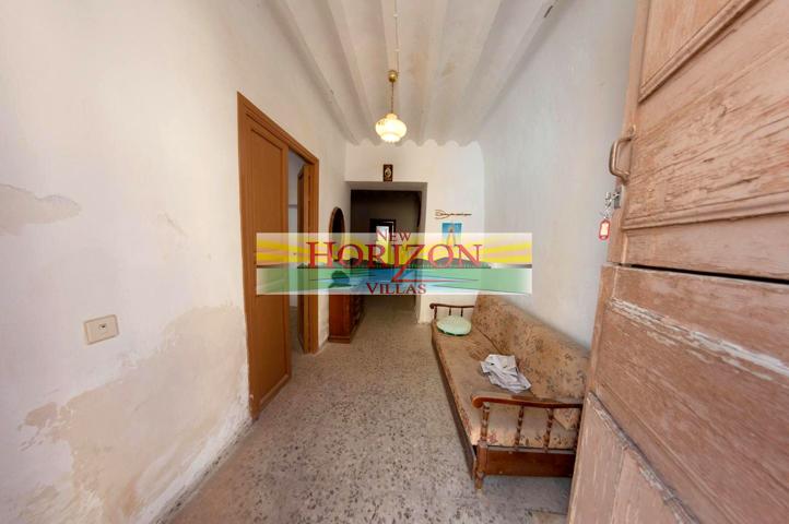 TOWNHOUSE IN CANTORIA AREA photo 0
