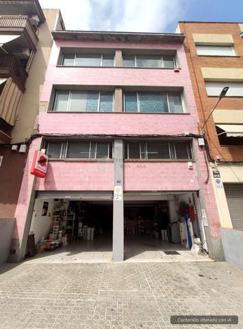 Se venden dos edificios conectados en Mataró photo 0