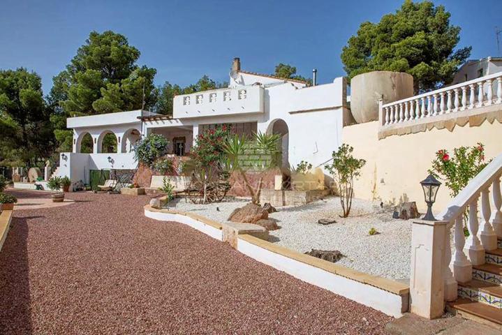Casa - Chalet en venta en Olocau de 432 m2 photo 0