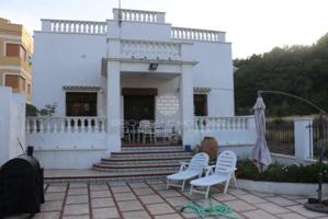 Casa - Chalet en venta en Alzira de 227 m2 photo 0