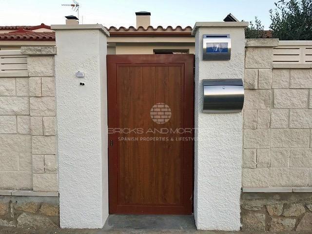 Casa - Chalet en venta en Mont-roig del Camp de 385 m2 photo 0