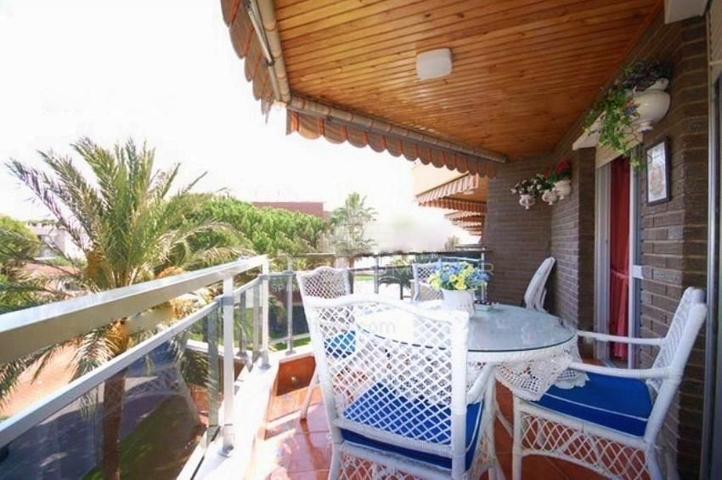 Piso en venta en Cambrils de 90 m2 photo 0