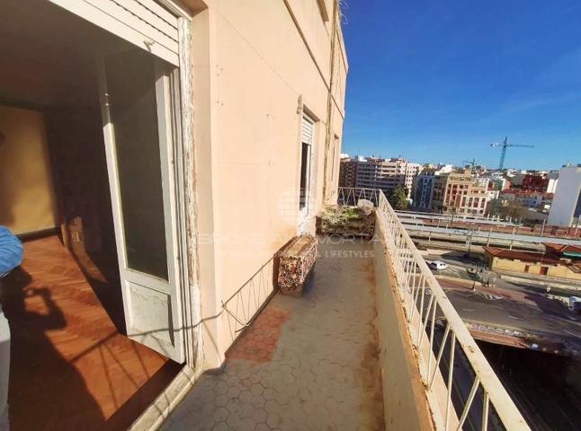 Piso en venta en Valencia de 125 m2 photo 0