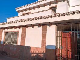 Casa - Chalet en venta en Paterna de 180 m2 photo 0