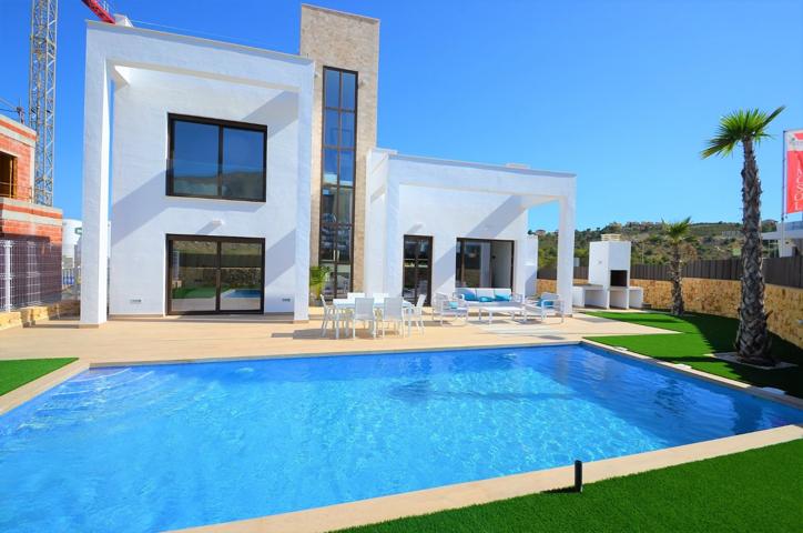 SE VENDE VILLA DE LUJO CON 3 DORMITORIOS Y PISCINA PROPIA EN FINESTRAT! SEVENDGROUP.COM! photo 0