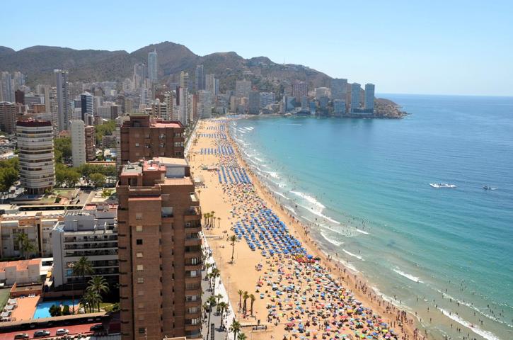 SE VENDE ATICO DE 3 DORMITORIOS CON VISTAS AL MAR EN PLAYA LEVANTE BENIDORM! photo 0