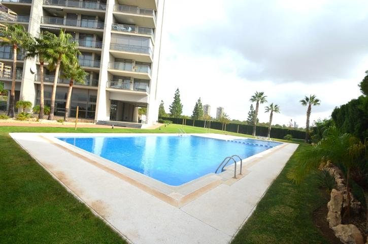 SE VENDE PISO DE 2 DORMITORIOS CON VISTAS AL MAR EN PONIENTE VIA PARQUE BENIDORM photo 0