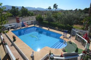 SE VENDE CASA DE TRES DORMITORIOS EN ALFAZ DEL PI CON PISCINA PRIVADA photo 0