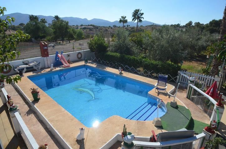 SE VENDE CASA DE TRES DORMITORIOS EN ALFAZ DEL PI CON PISCINA PRIVADA photo 0