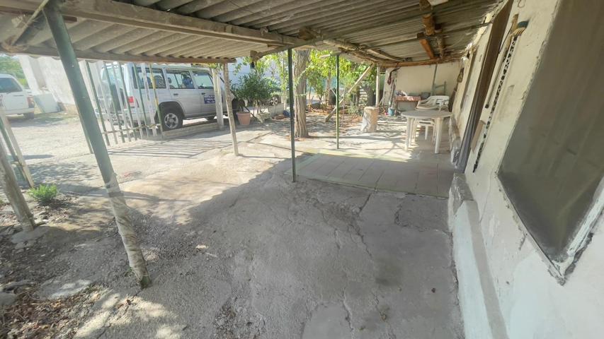 CARIHUELA SOL VENDE VIVIENDA PARA REFORMAR CON JARDIN photo 0