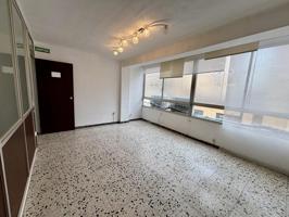 Oficina, despacho, consulta de 55 m2 diáfana en centro ciudad de Tarragona photo 0