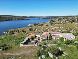 Terreno Rustico con edificaciones y sondeos junto al embalse photo 0