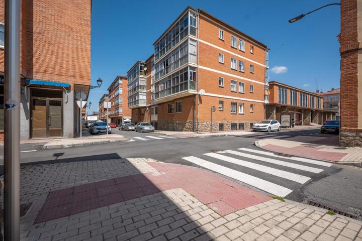 VIVIENDA en ZONA NORTE con ASCENSOR Y TERRAZA photo 0