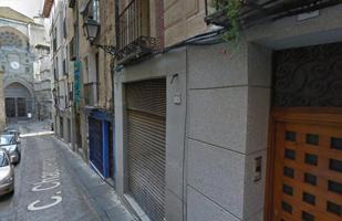 Se vende lote de 3 locales comerciales photo 0