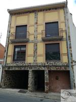 Edificio en venta en Bargas de 350 m2 photo 0