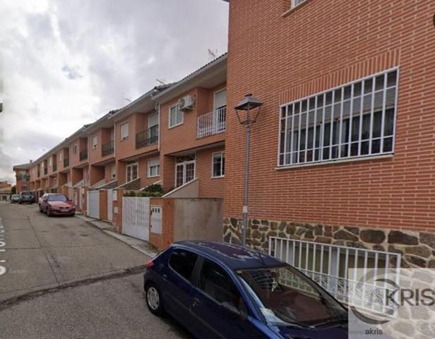 CHALET ADOSADO EN CIRUELOS EN ESTADO OCUPACION photo 0