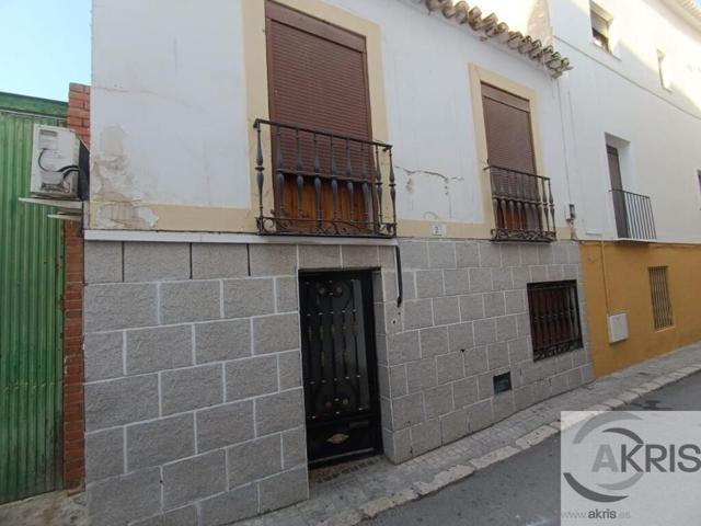 VIVIENDA DE DOS PLANTAS EN OCAÑA photo 0