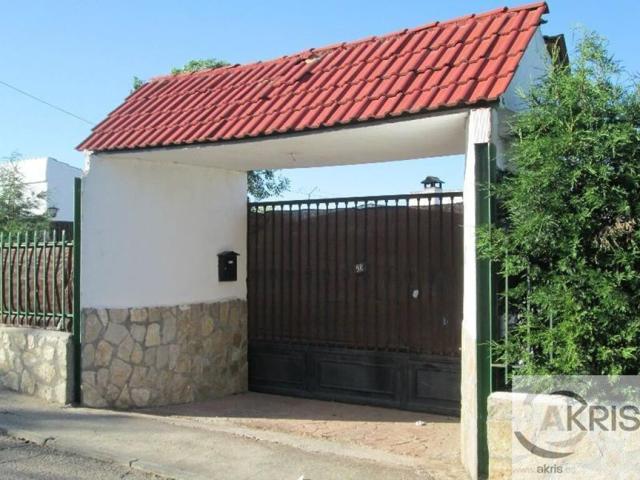 CHALET INDEPENDIENTE EN VENTA EN YUNCLER photo 0