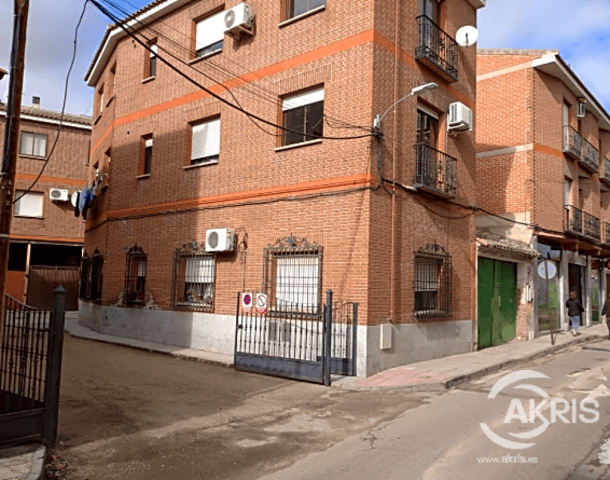PISO EN VENTA LA PUEBLA DE MONTALBAN photo 0