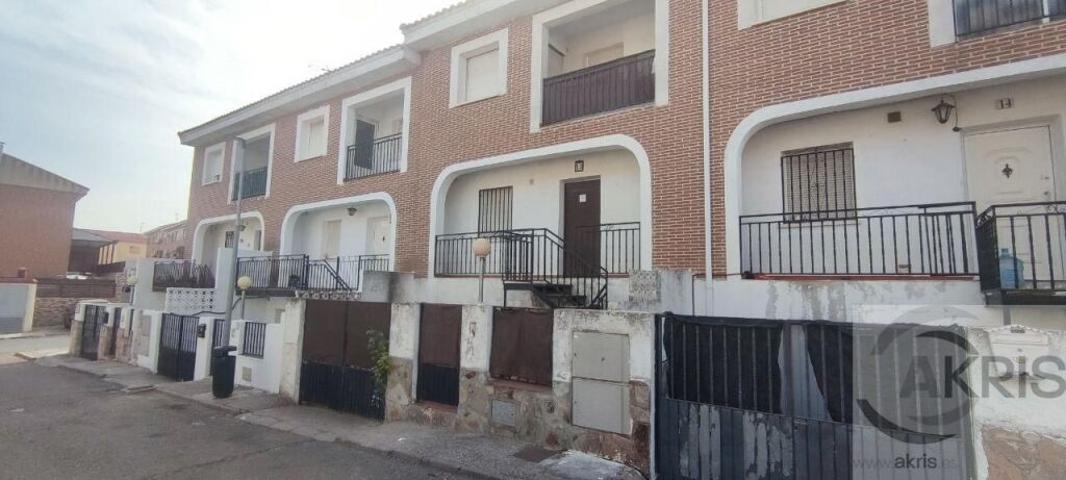 Chalet adosado en Recas photo 0