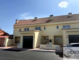 ADOSADO CON AEROTERMIA EN LA TORRE ESTEBAN HAMBRAN photo 0