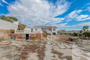 VENTA CHALET URB. CASTILLO DE OLMOS DE EL VISO photo 0