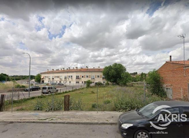 TERRENO URBANO DE 1.135 M2 EN SESEÑA photo 0