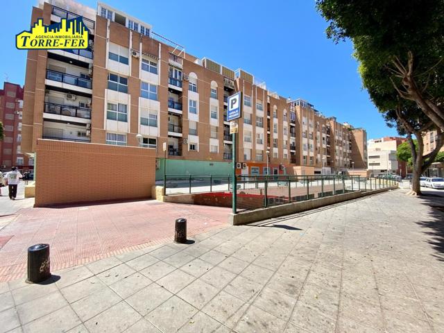 ¡AMPLIA PLAZA DE APARCAMIENTO EN C FERROCARRIL! photo 0