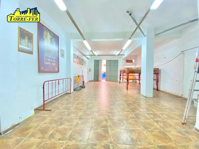 LOCAL COMERCIAL JUNTO A CALZADA DE CASTRO photo 0