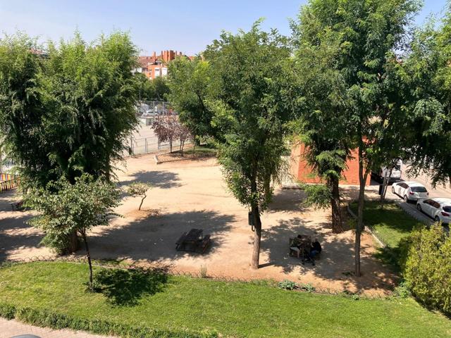 PISO EN VENTA EN MADRID - ZONA OPAÑEL photo 0