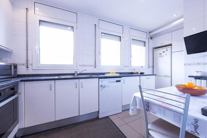 PIS CANTONER DE 3 HABITACIONS EN VENDA  - VIC photo 0