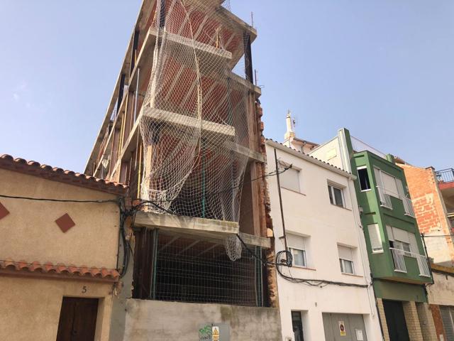 Edificio en construcción en Barrio de Francia photo 0