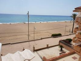 Exclusivo Piso en Venta en Primera Línea de Mar con Vistas Espectaculares photo 0