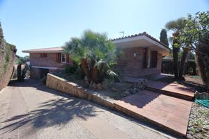 CASA CON VISTAS AL MAR EN VENTA URB. CAL CEGO photo 0
