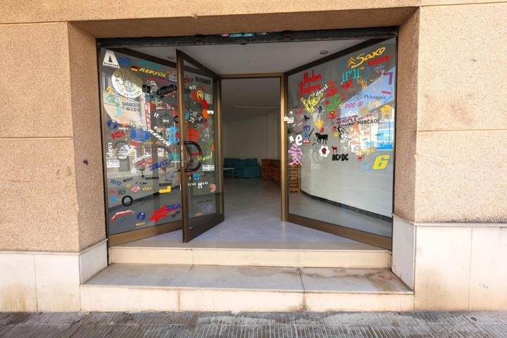 ALQUILER LOCAL COMERCIAL EN EL TANCAT EL VENDRELL photo 0